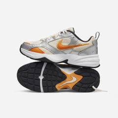 NIKE (Air Monarch IV)