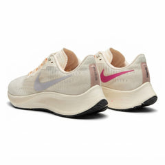 NIKE ( Air Zoom Pegasus 37 )