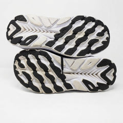 HOKA ( Clifton 9 )