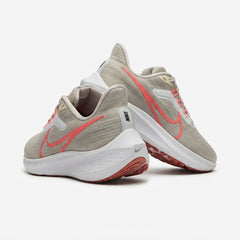 NIKE (AIR ZOOM PEGASUS)