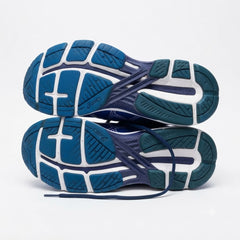 ASICS (GT-2000)