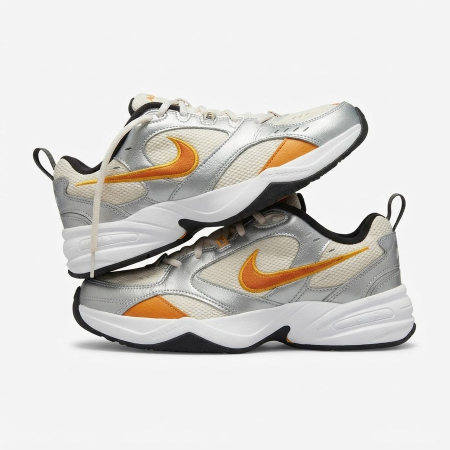 NIKE  (Air Monarch IV)