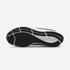 NIKE  (AIR ZOOM PEGASUS 38 )